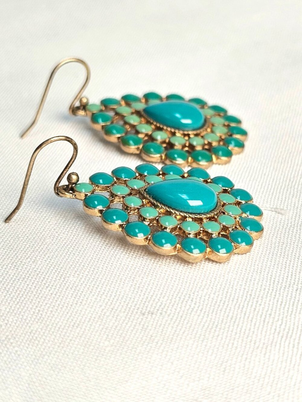 Turquoise Enamel Cabochon Drop Earrings Gold Tone Medallion Boho Statement - Picture 5 of 5